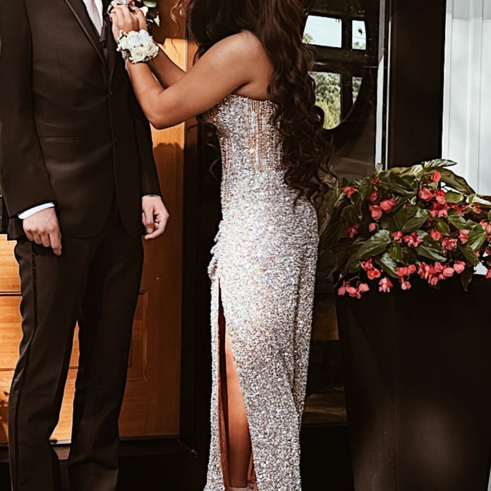 Jovani Prom Dress - Picture 3 of 6